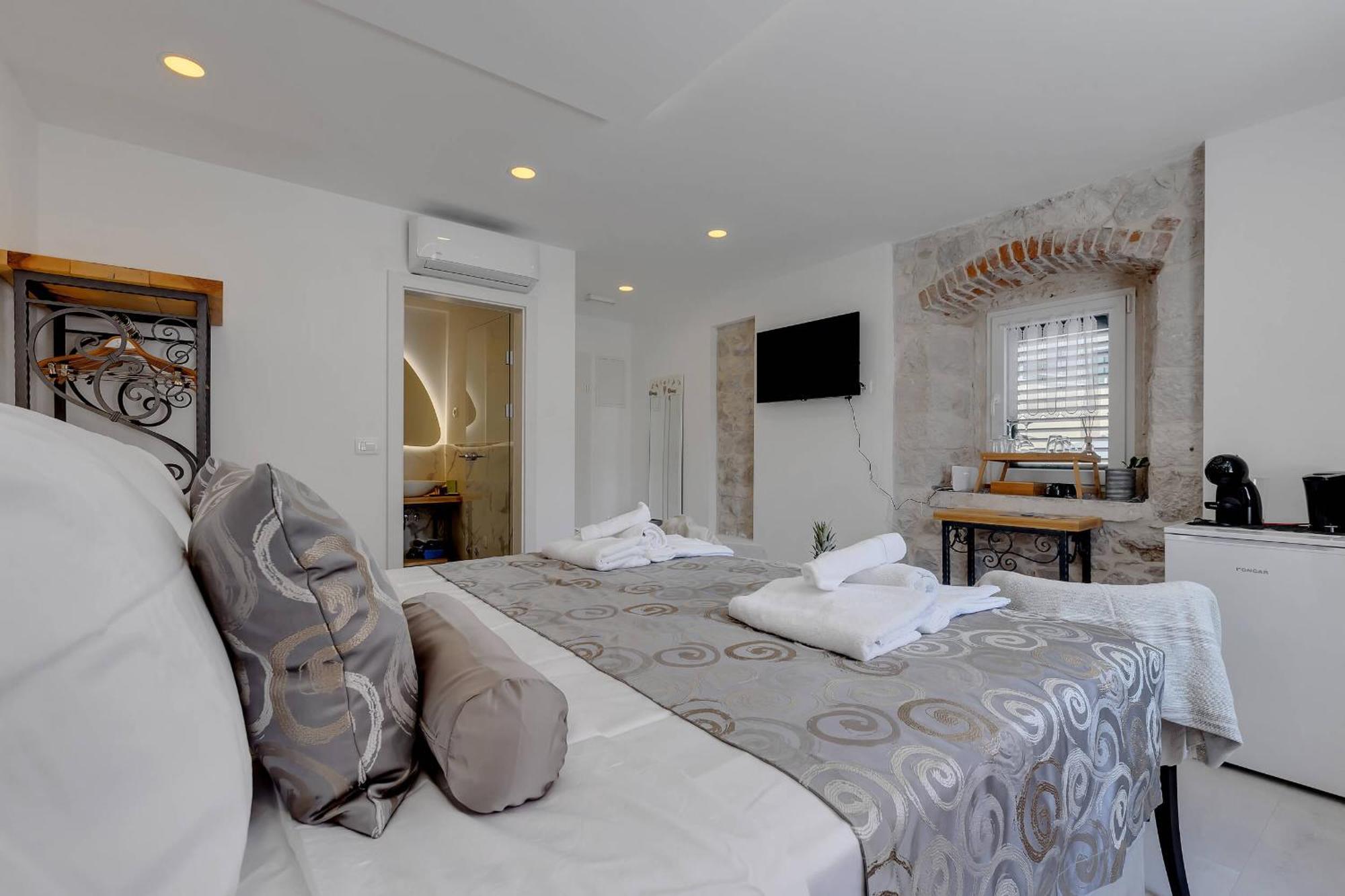 Luxury Rooms Palace B&B Makarska Luaran gambar