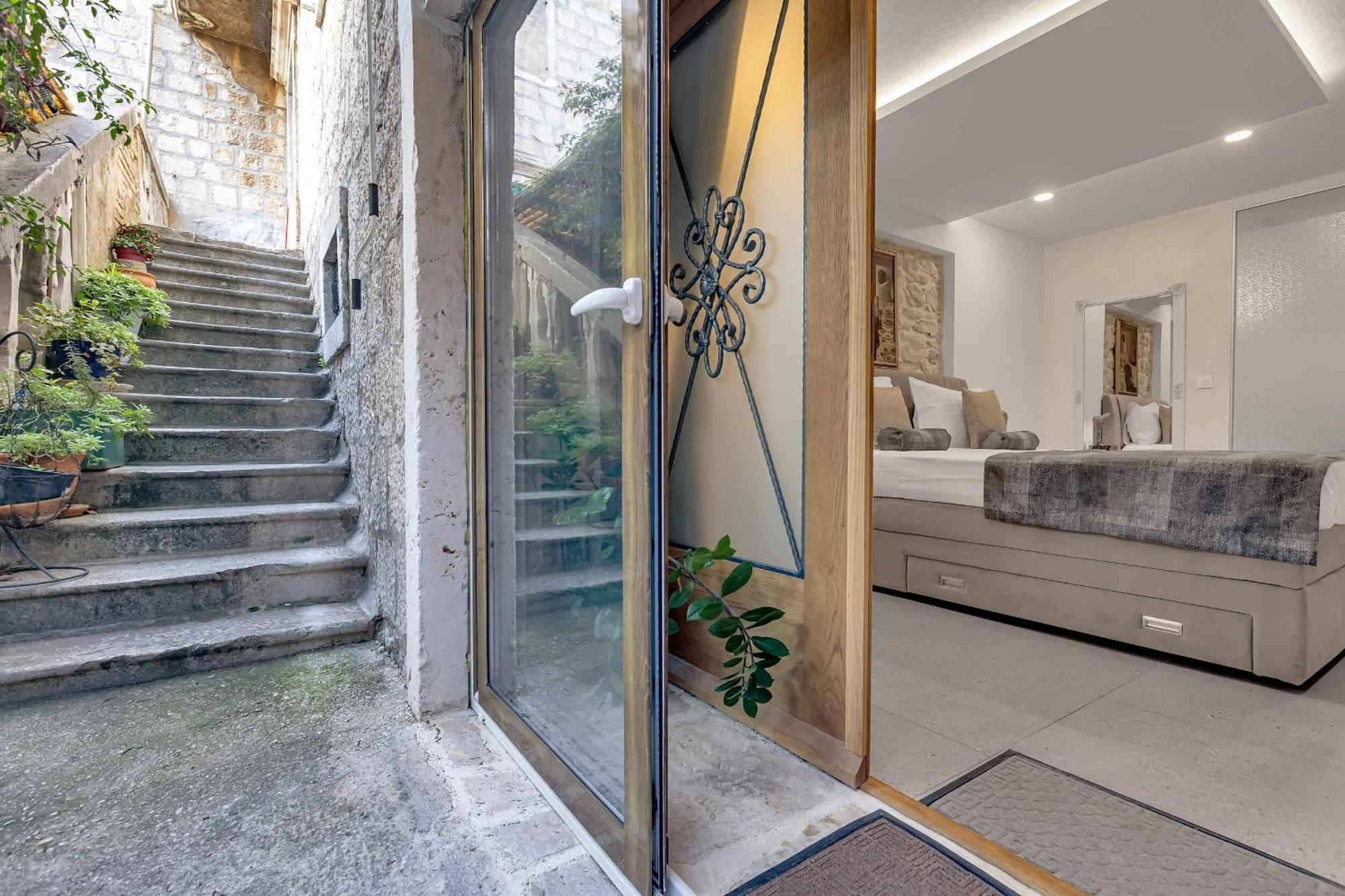 Luxury Rooms Palace B&B Makarska Luaran gambar