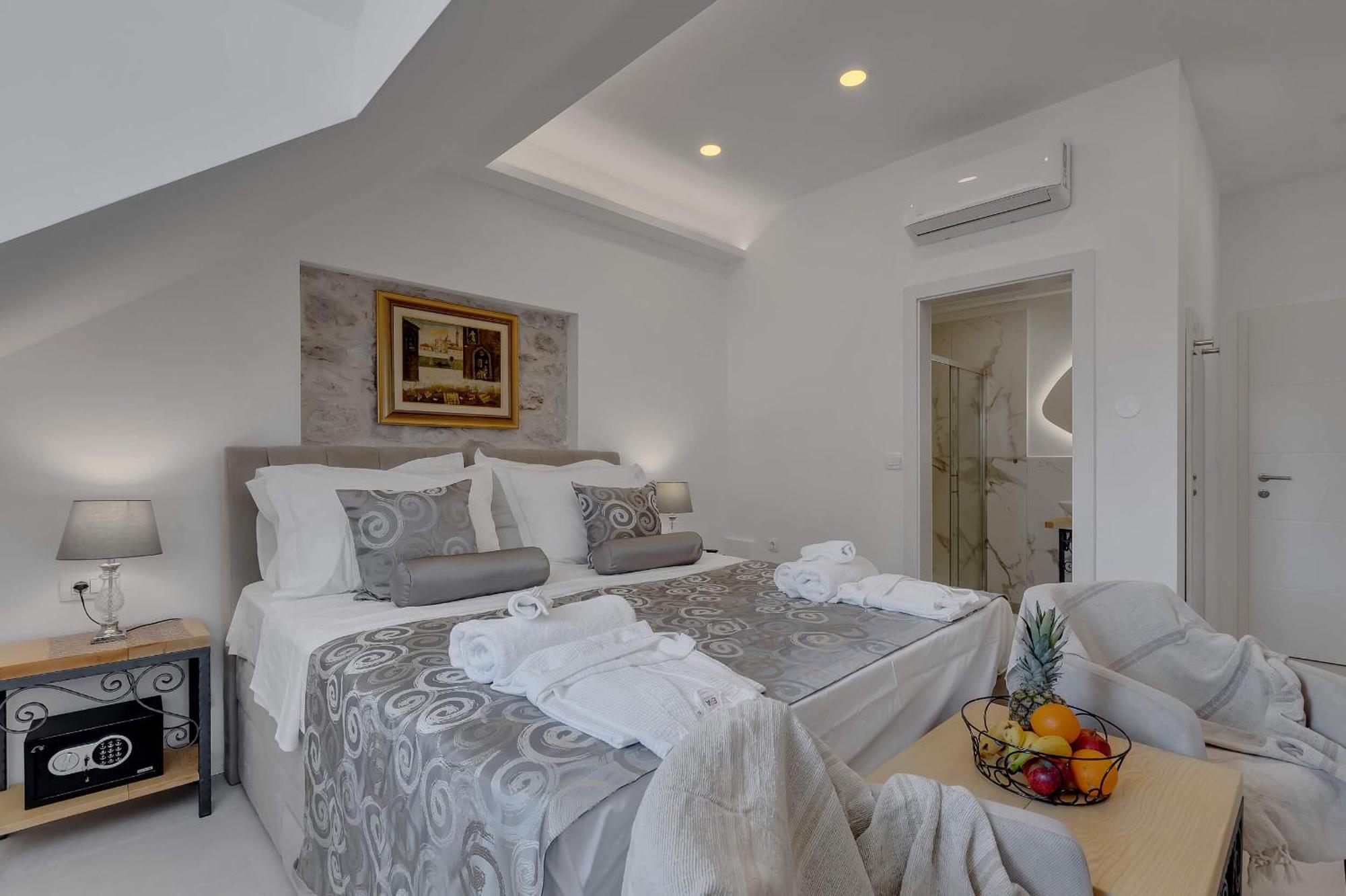 Luxury Rooms Palace B&B Makarska Luaran gambar