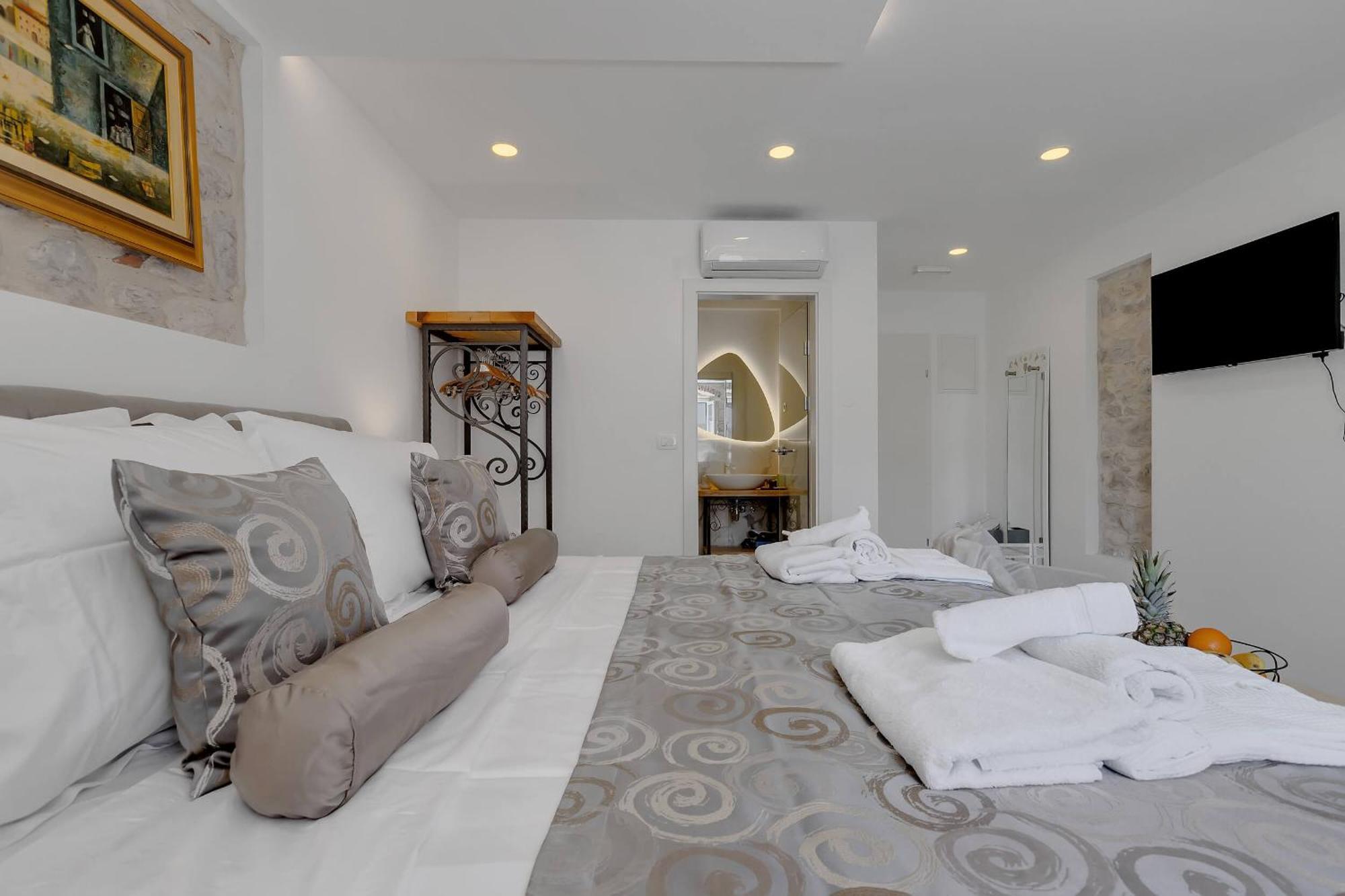 Luxury Rooms Palace B&B Makarska Luaran gambar