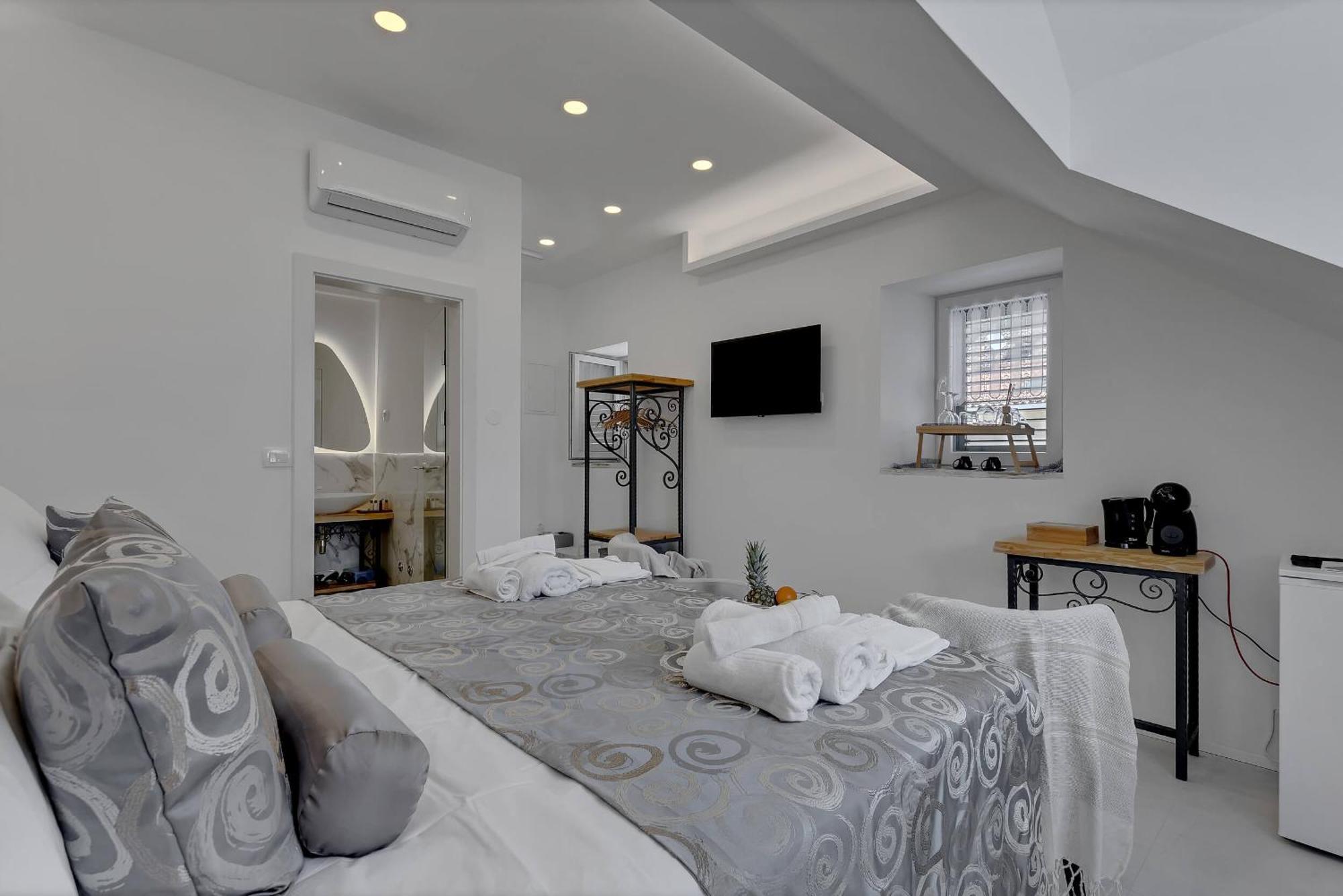 Luxury Rooms Palace B&B Makarska Luaran gambar