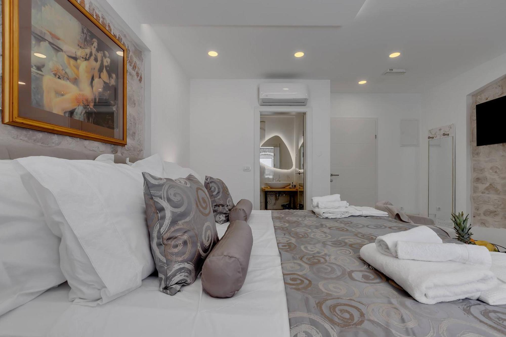 Luxury Rooms Palace B&B Makarska Luaran gambar